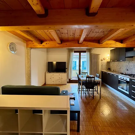 Loft Di Via Gluck Con Terrazzo Lejlighed *
