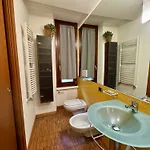 Loft Di Via Gluck Con Terrazzo ميلان